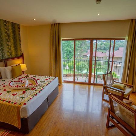 Panari Resort, BW Signature Collection Nyahururu Extérieur photo